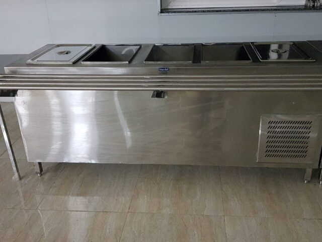 Bain Marie & Service Counters